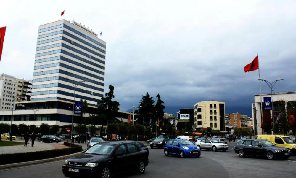 Αλβανία: Οδηγός σκόρπισε τον τρόμο στην πλατεία των Τιράνων